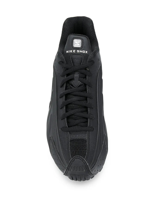 Nike Shox R4 "Triple Black" Sneakers