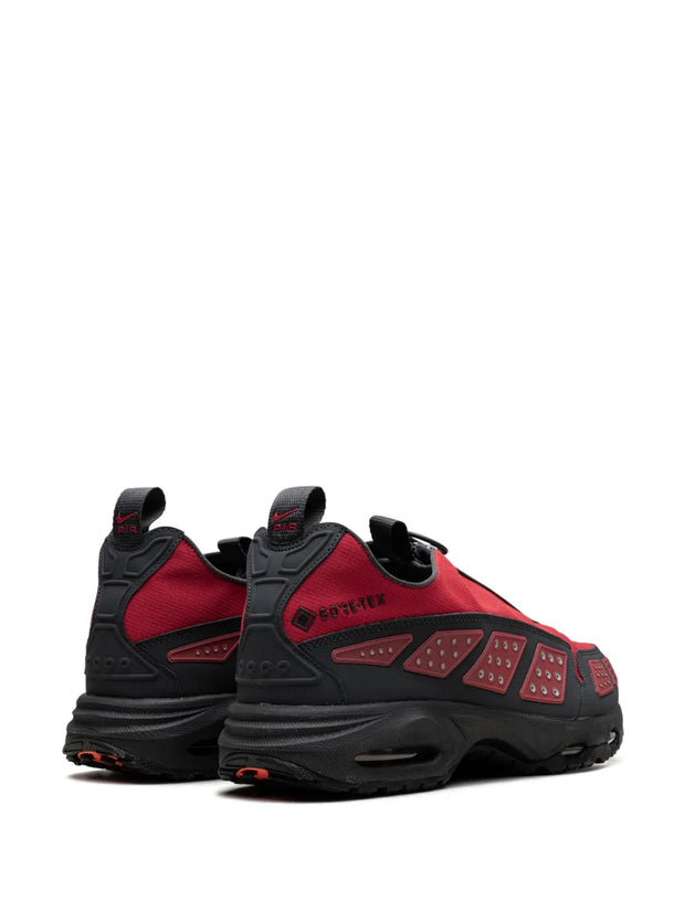Nike Air Max SNDR GORE-TEX "Hyper Crimson/Smoke Grey" Sneakers