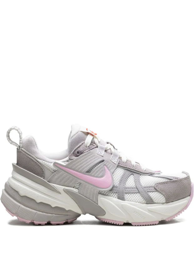 Nike V2K Run “Valentine’s Day 2025 – Sail/Sail/College Grey/Pink Foam” Sneakers