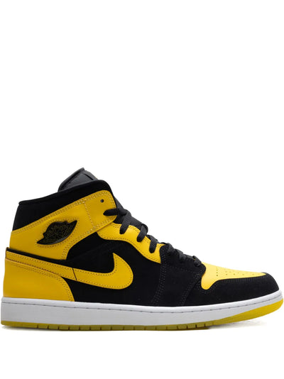 AIR JORDAN 1 MID “BLACK/WHITE/VARSITY MAIZE”