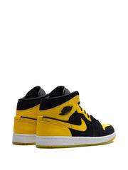 AIR JORDAN 1 MID “BLACK/WHITE/VARSITY MAIZE”