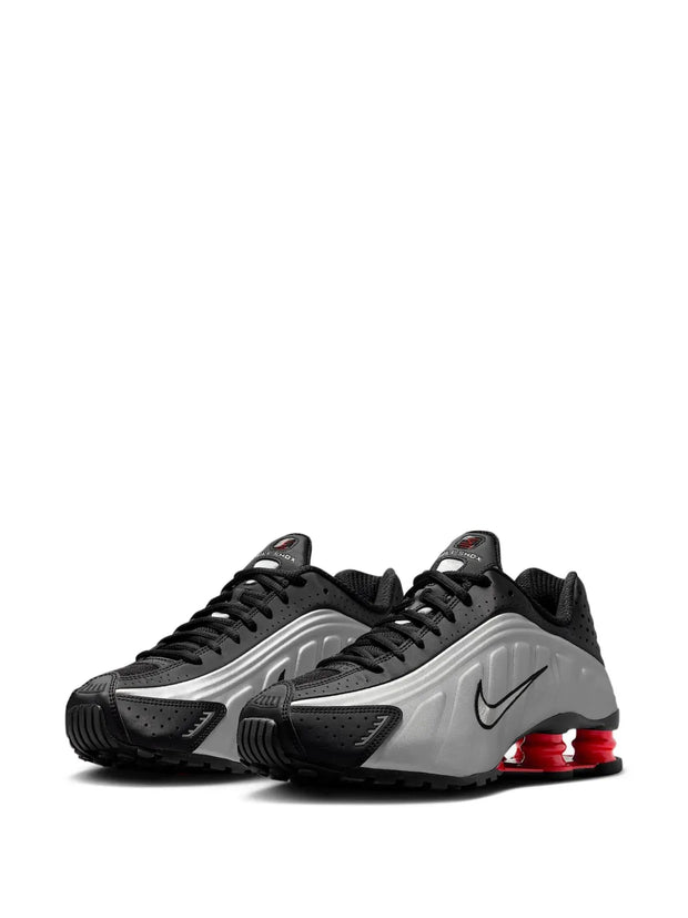 Nike Shox R4 Sneakers – Black Metallic