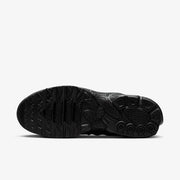 Nike Air Max Plus Drift "Triple Black"
