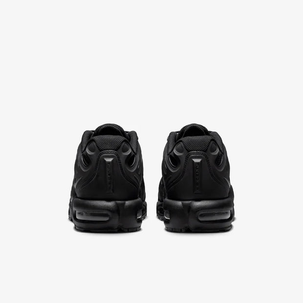 Nike Air Max Plus Drift "Triple Black"